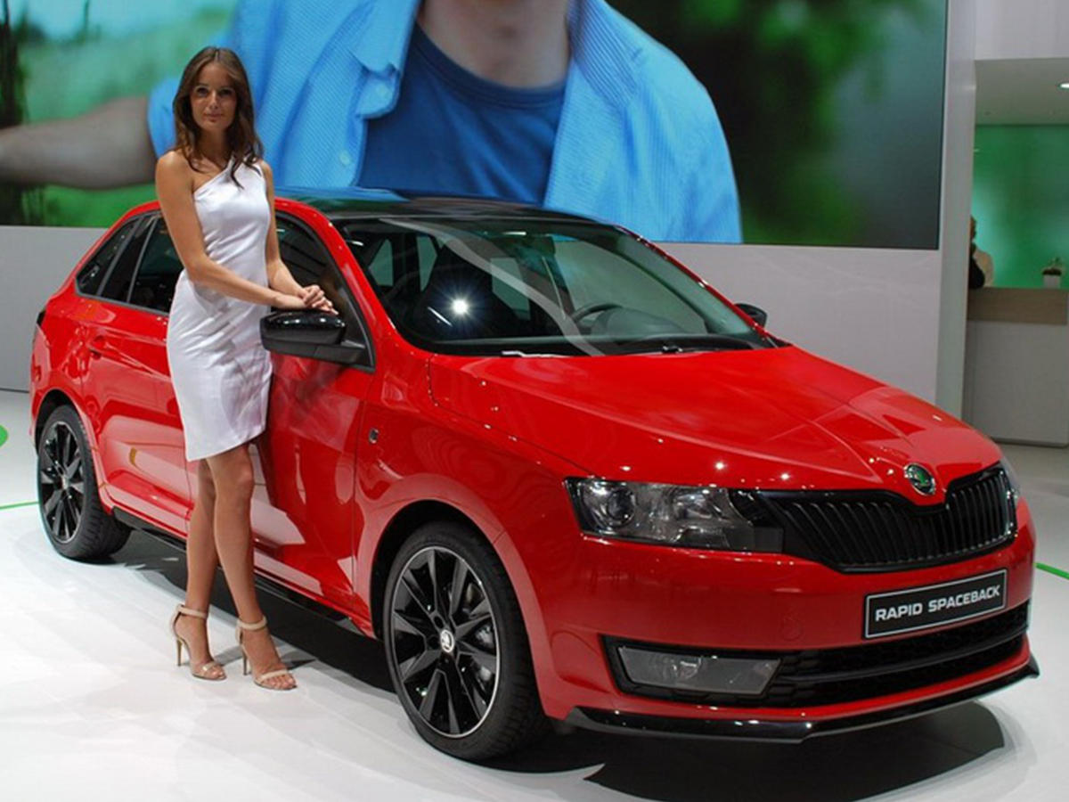 Skoda Rapid Red 2014