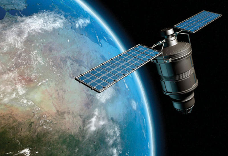 Азербайджанский спутник начал трансляцию эталона времени