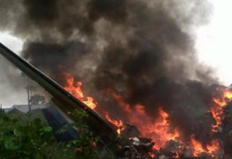 В Мьянме разбился военный самолет
