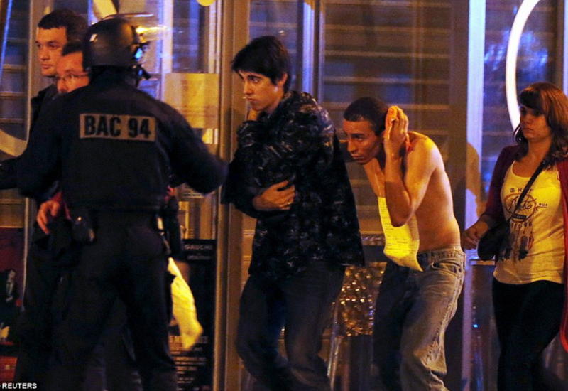 По делу о терактах в Париже проходят 30 человек