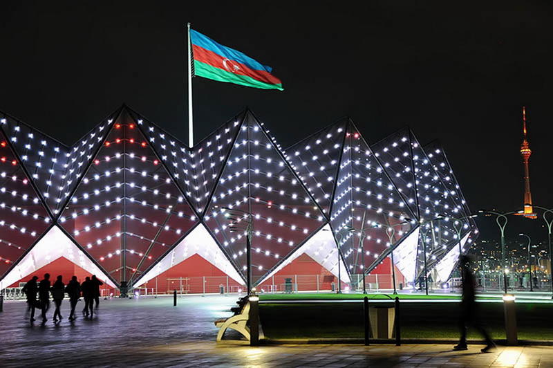 Архитектура Баку в новом фотоальбоме Бахрама Багирзаде