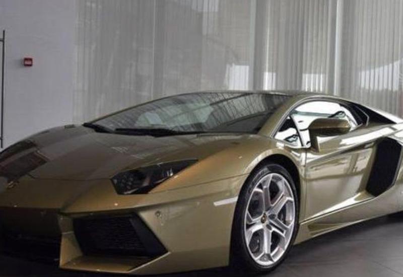 Bakıda 460 min manatlıq Lamborghini satıldı