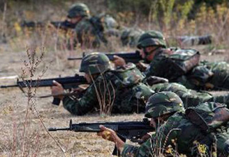 Азербайджанская армия подавила пулеметные обстрелы ВС Армении