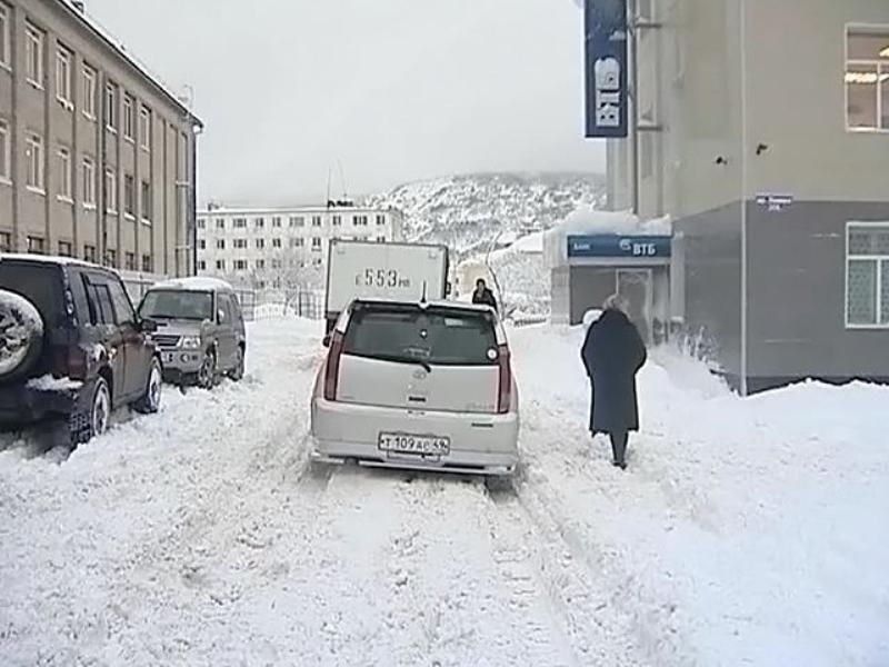 54 градуса. Магадан завалило снегом. -54 Градуса Мороз. Магадан в Морозы фото. Новости Магадан завалило снегом.