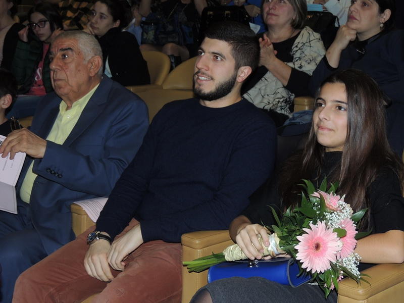Таланты из Азербайджана и Грузии произвели фурор в Международном Центре Мугама
