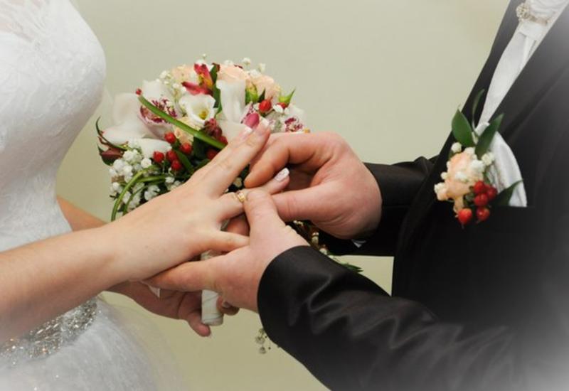 Сколько свадеб и разводов было в Азербайджане с начала года