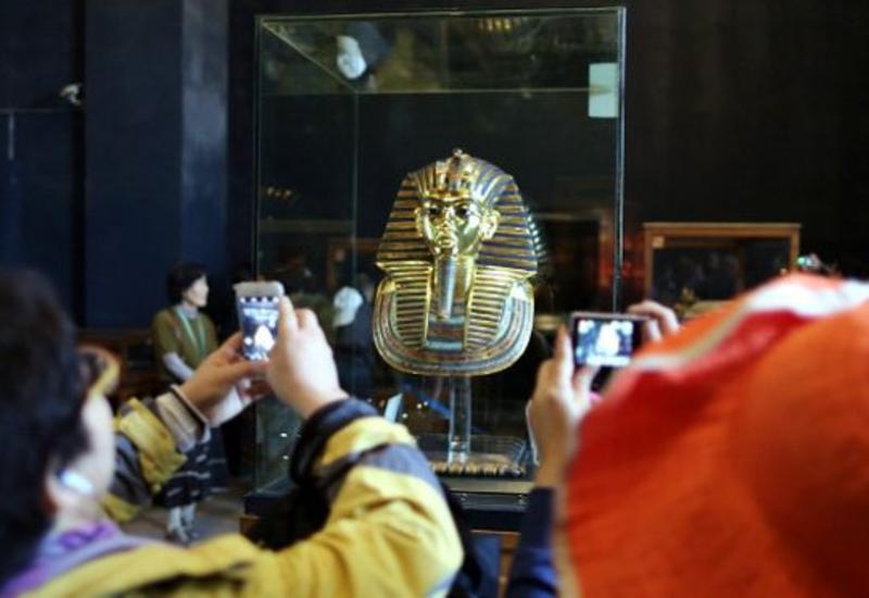 Работников музея в Египте привлекли к суду из-за бороды фараона