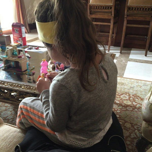Ани Лорак перестала скрывать лицо дочери от фанатов