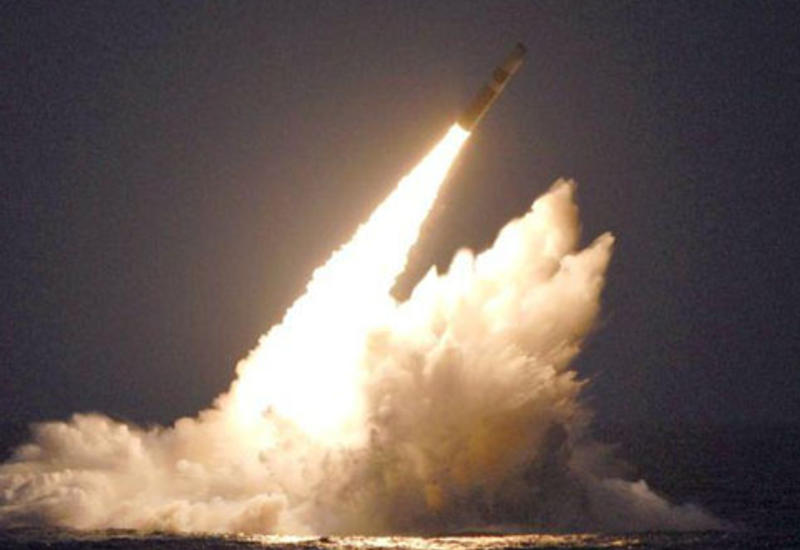 Иран испытывает ракеты