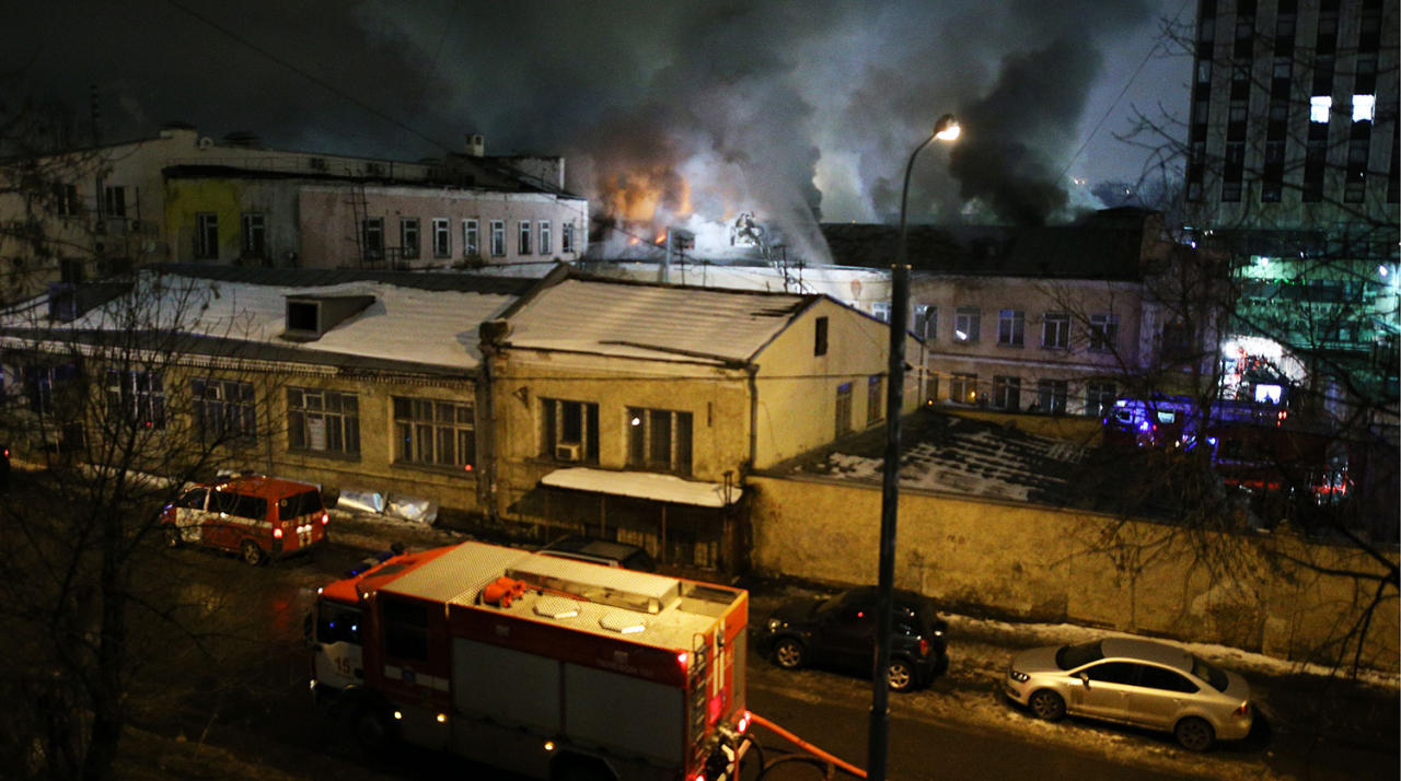 Сильный пожар в Москве, 11 погибших
