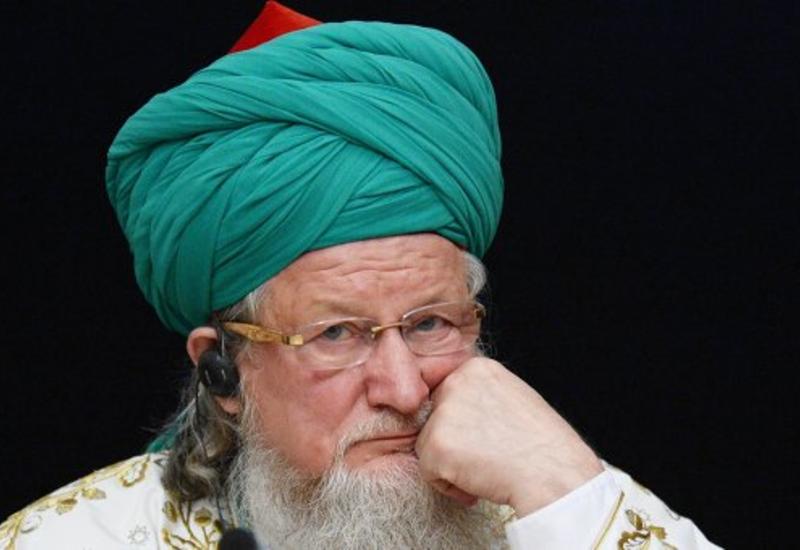 Мусульмане Петербурга считают незаконным увольнение их муфтия
