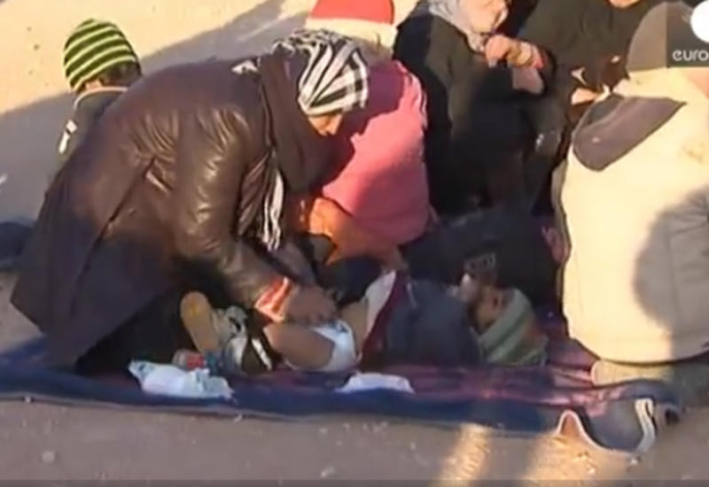 На границе с Турцией скопились 35 тысяч сирийских беженцев