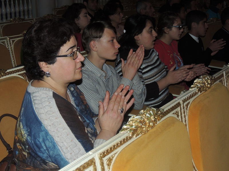 Великолепное посвящение Гара Гараеву на сцене Филармонии
