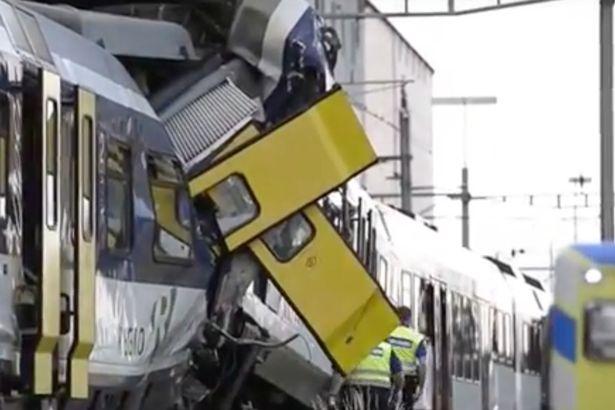 В Германии столкнулись поезда, уже 10 погибших и 150 раненых