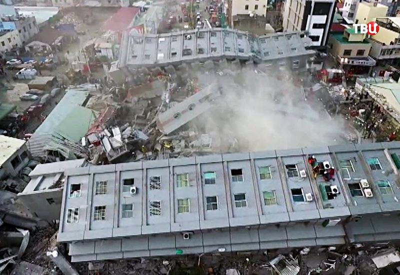 Число жертв землетрясения на Тайване достигло 93 человек