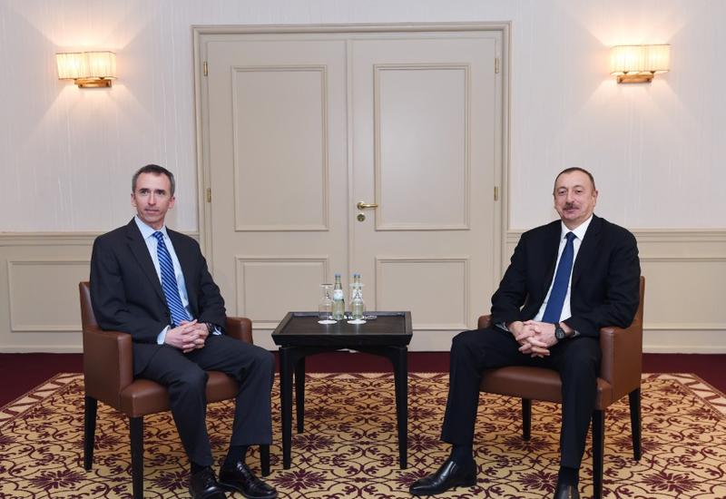 Президент Ильхам Алиев встретился в Мюнхене с замсекретаря обороны США