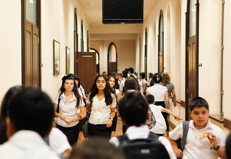 В азербайджанских школах появятся специальные советники