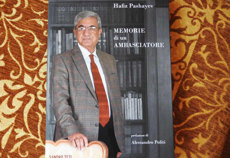 В Баку состоялась презентация книги Хафиза Пашаева на итальянском языке