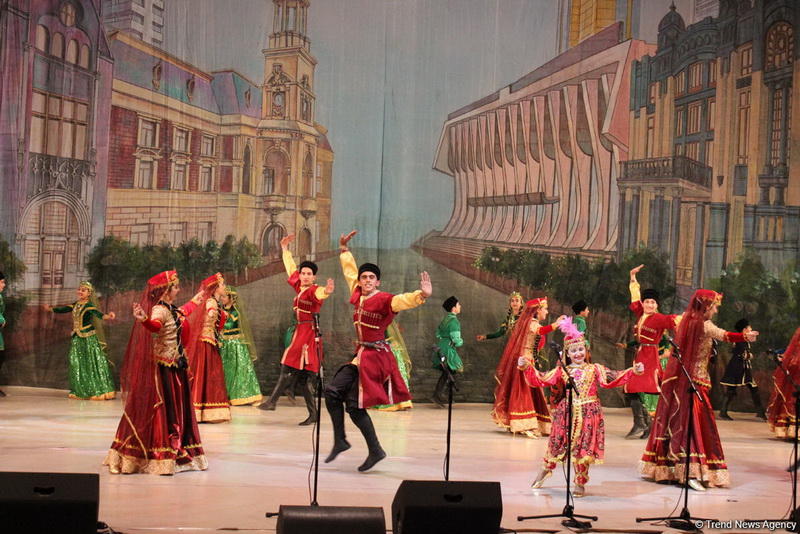 Грузины исполнили гимн Азербайджана – потрясающий праздник танца в Баку