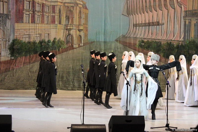Грузины исполнили гимн Азербайджана – потрясающий праздник танца в Баку