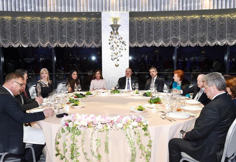 От имени Президента Ильхама Алиева был дан прием в честь участников IV Глобального Бакинского форума