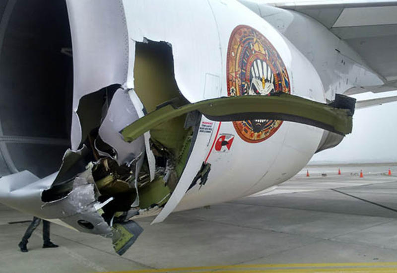 Самолет британской группы попал в аварию в аэропорту Чили