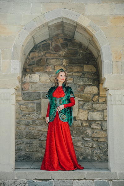 Русская красавица стала символом Новруза в Баку