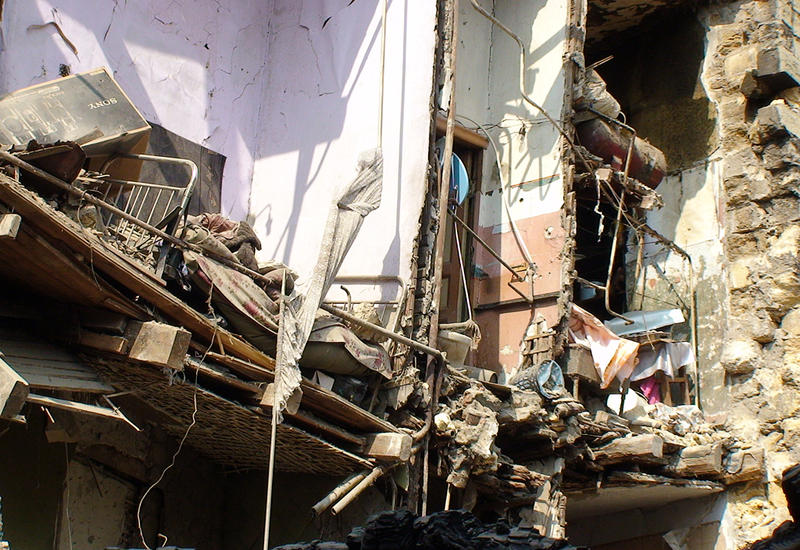 В результате взрыва в Батуми обрушился жилой дом