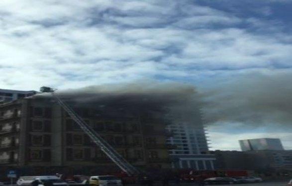 Пожар в многоэтажке в Баку