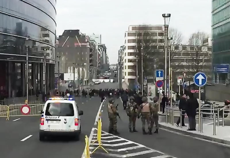 Полиция и военные оцепили здания ЕС в Брюсселе