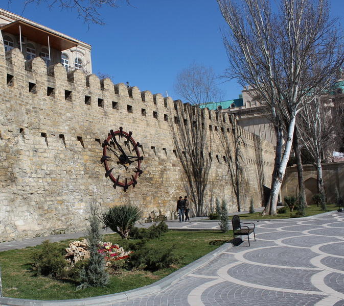 Крепость, хранящая азербайджанскую столицу