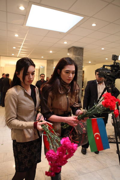В Москве прошло траурное мероприятие в память о военнослужащих, ставших шехидами в ходе боев в Карабахе