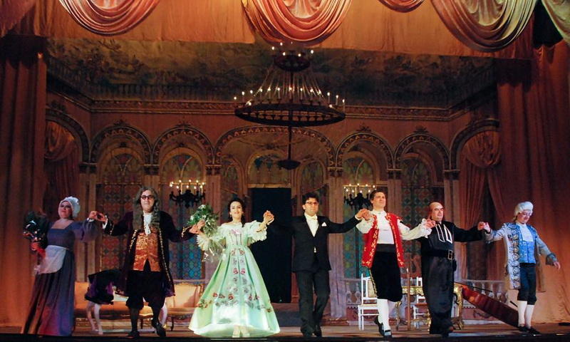 Феерический "Севильский цирюльник" на сцене Театра оперы и балета