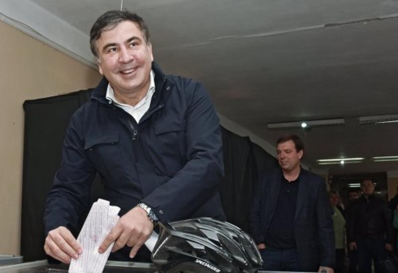 Саакашвили уверен в победе своей команды на парламентских выборах в Грузии