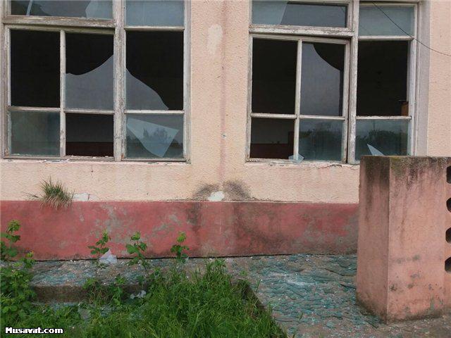 Артиллерийский обстрел армян разрушил школу в Тертере
