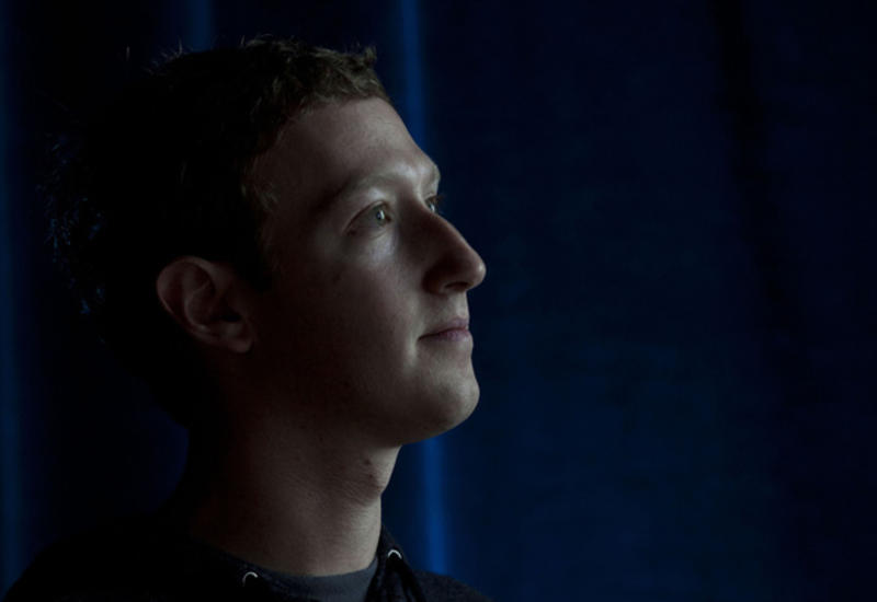Акционер Facebook подал в суд на Цукерберга