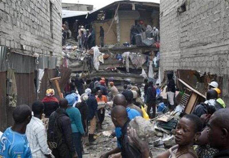 В Кении спустя 4 дня после обрушения дома обнаружили 6-месячного ребенка