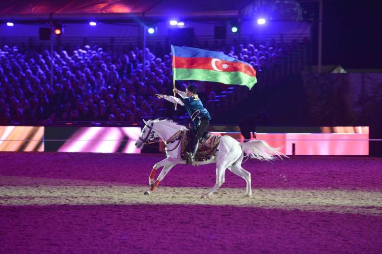 Карабахские скакуны очаровали на шоу в честь 90-летия королевы Елизаветы II