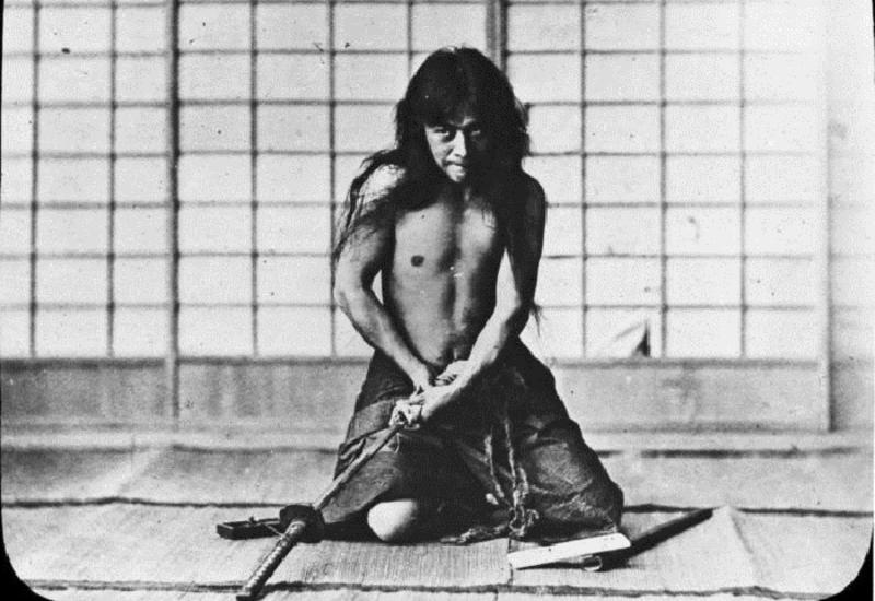 Как самураи защищали свою честь: 7 жутковатых фактов о харакири
