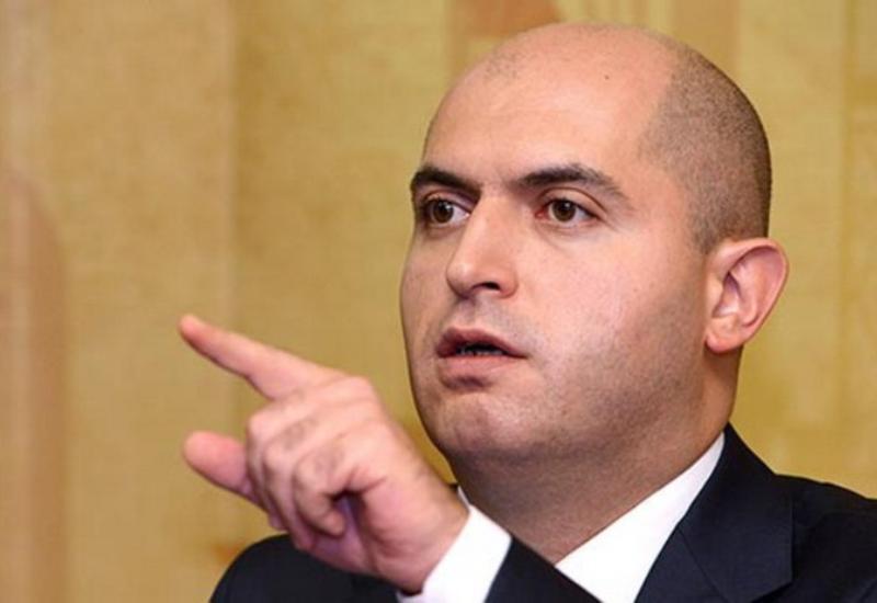 Армен Ашотян продолжает считать себя министром