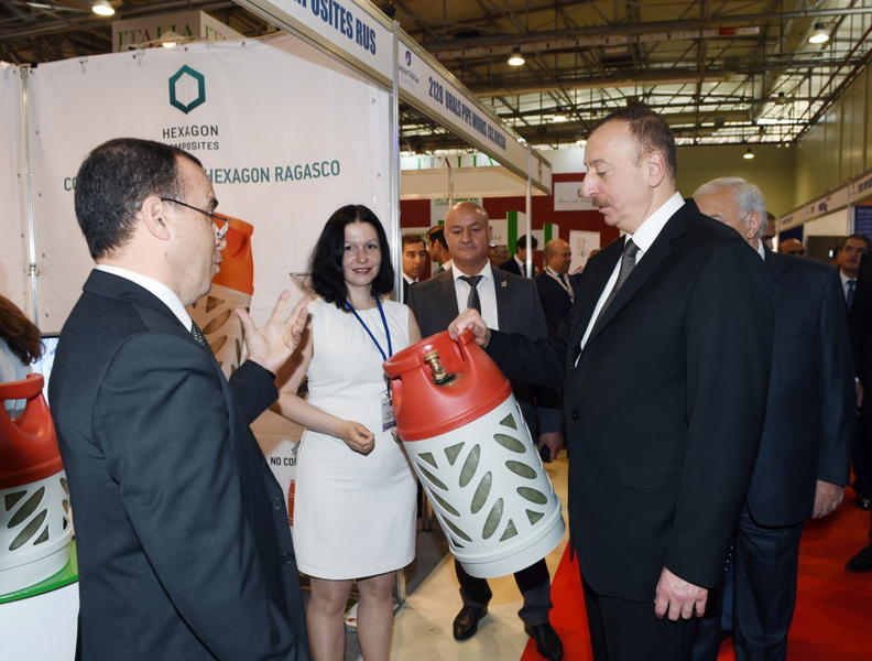 Президент Ильхам Алиев принял участие в открытии Международной выставки и конференции Caspian Oil & Gas-2016