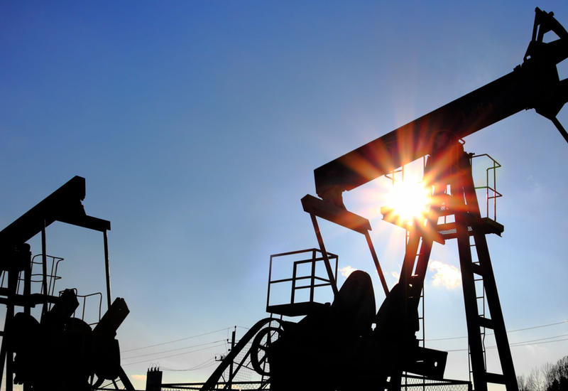 В Азербайджане добыта первая нефть в рамках международного соглашения