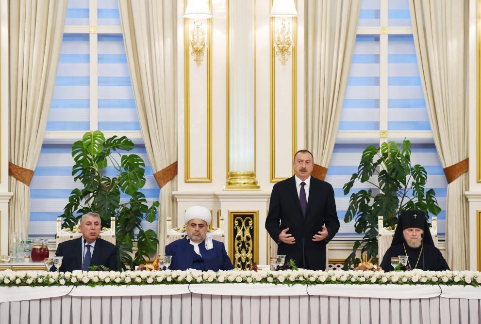 Президент Ильхам Алиев: "В основе всех успехов Азербайджана лежит гражданское единство"