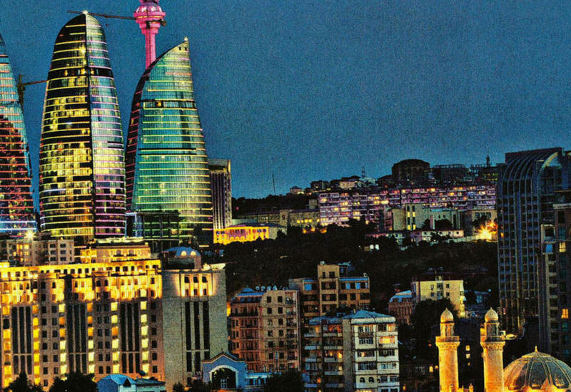 Баку - в топ-10 популярных городов у туристов на новогодние праздники