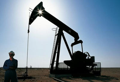 Цена нефти Brent понизилась до 77 долларов