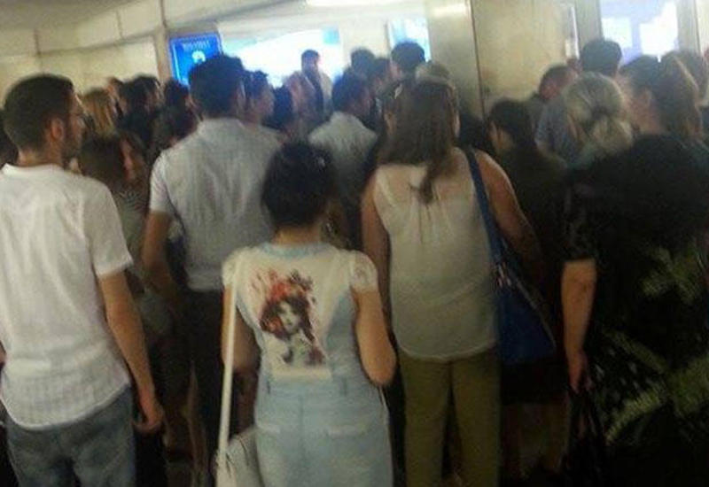 Bakı metrosunda PROBLEM