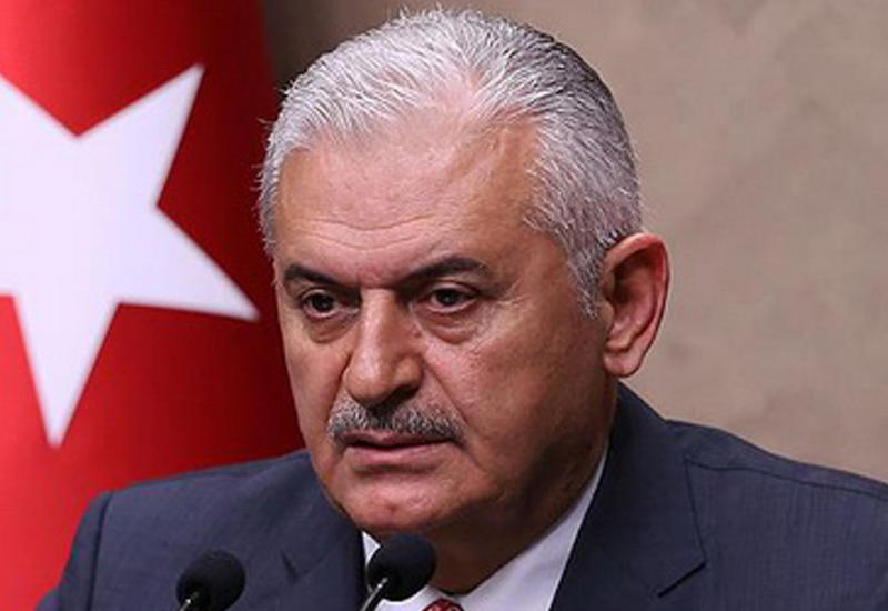 Премьер Турции поздравил Азербайджан с Днем независимости