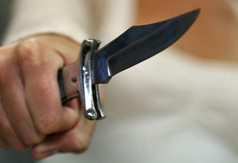 В Гяндже ранили ножом 15-летнего подростка