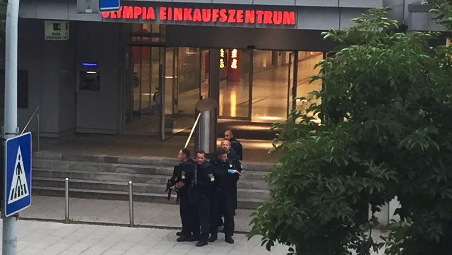 Стрельба в торговом центре Мюнхена, есть погибшие и раненые