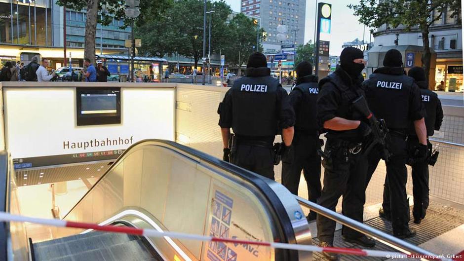 Стрельба в торговом центре Мюнхена, есть погибшие и раненые